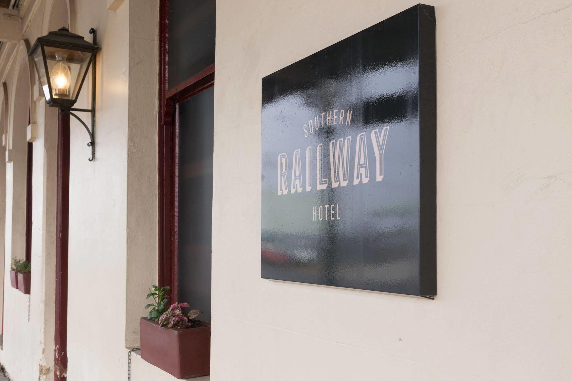 Southern Railway Hotel Goulburn Esterno foto